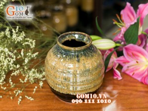 Lọ hoa men hỏa biến dáng vò màu vàng đen 17cm