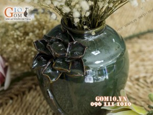 Lọ hoa men hỏa biến, đắp nổi hoa sen - cao 17cm