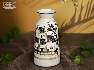 Lọ hoa men kem dáng cổ thắt vẽ Phố Cổ nâu, cao 22cm