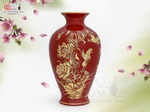 Lọ hoa men màu dáng chân thon họa tiết Sen Hạc Phú Quý vàng kim, nền đỏ cao 35cm