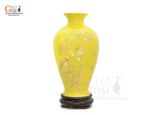 Lọ hoa men màu dáng chân thon họa tiết Sen Hạc Phú Quý vàng kim, nền vàng cao 30cm