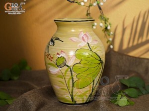 Lọ hoa men màu dáng vò cao vẽ hoa Sen hồng, cao 24cm