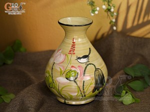Lọ hoa men màu dáng vò thon vẽ hoa Sen hồng, cao 21cm