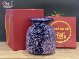 Lọ hoa men màu tím đắp nổi hoa phù dung