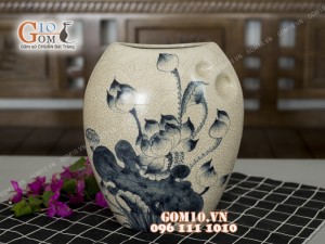 Lọ hoa men rạn miệng vát, họa tiết sen 28cm