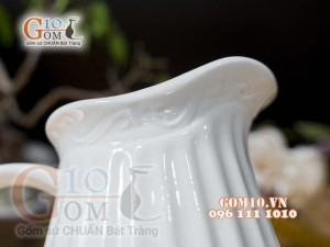 Lọ hoa men trắng dáng bình sữa cao, cao 24cm