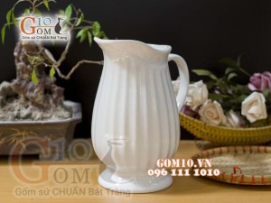 Lọ hoa men trắng dáng bình sữa cao, cao 24cm