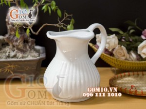 Lọ hoa men trắng dáng bình sữa mỏ vịt, cao 19cm