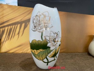 Lọ hoa men trắng vẽ Sen màu vàng kim, cao 28cm