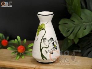 Lọ hoa mini men kem dáng phễu vẽ hoa Sen xanh, cao 14cm