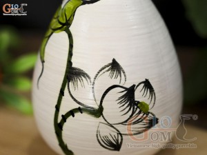 Lọ hoa mini men kem dáng trứng vẽ hoa Sen xanh, cao 11cm