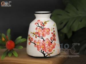 Lọ hoa mini men kem dáng vát vẽ hoa Đào đỏ, cao 11cm
