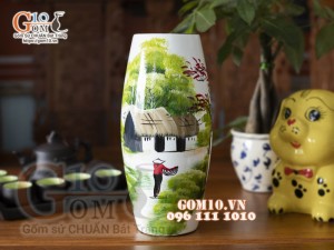 Lọ hoa sơn mài dáng bom nền trắng vẽ cảnh làng quê 33cm