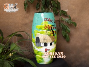 Lọ hoa sơn mài dáng bom nền xanh vẽ Làng Quê, cao 28cm