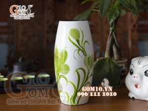 Lọ hoa sơn mài dáng bom trắng vẽ hoa, cao 43cm