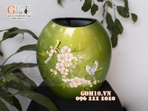 Lọ hoa sơn mài dáng dẹt nền xanh họa tiết Chim Hoa rạn, cao 25cm