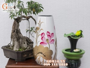 Lọ hoa sơn mài dáng đùi dế vẽ sen 36cm