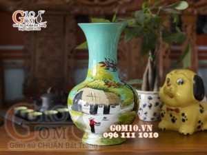 Lọ hoa sơn mài dáng tỏi cao nền xanh vẽ cảnh làng quê, cao 35cm