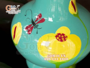 Lọ hoa sơn mài dáng tỏi cao nền xanh vẽ Chuồn hoa, cao 28cm
