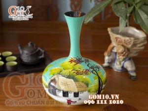 Lọ hoa sơn mài dáng tỏi dẹt họa tiết cảnh làng quê 36cm
