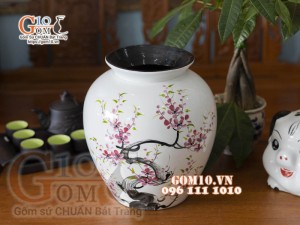 Lọ hoa sơn mài dáng vò nền trắng vẽ hoa đào, cao 28cm
