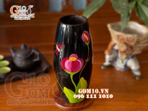 Lọ hoa sơn mài đen dáng bom vẽ hoa tuylip hồng cao 30cm