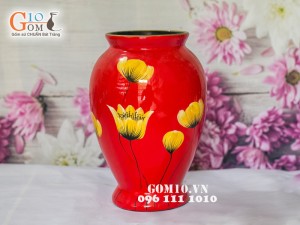 Lọ hoa sơn mài đỏ dáng chân thon vẽ hoa 27cm