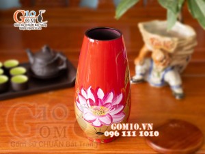 Lọ hoa sơn mài đỏ dáng cúp vẽ hoa sen cao 38cm