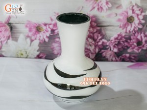 Lọ hoa sơn mài trắng dáng tỏi thấp vẽ sóng 25cm