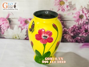 Lọ hoa sơn mài vàng dáng chân thon vẽ hoa bướm 27cm