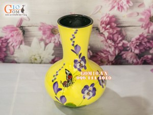 Lọ hoa sơn mài vàng dáng tỏi thấp vẽ hoa bướm 25cm