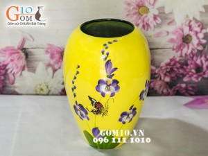 Lọ hoa sơn mài vàng dáng xoài vẽ hoa bướm 26cm
