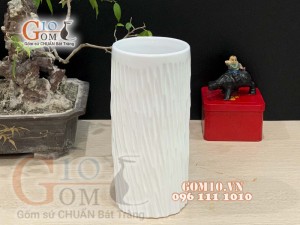 Lọ hoa trắng dáng ống lụa 20cm