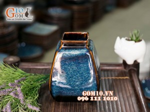 Lọ hoa tứ giác thấp men hỏa biến 18cm