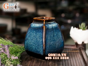 Lọ hoa tứ giác thấp men hỏa biến 18cm