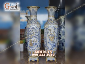 Lọ lộc bình đắp nổi Tứ Cảnh men rạn cổ 1m4 , bọc đồng (Cả chân kê 1m55)