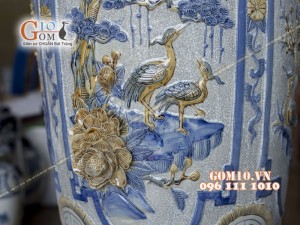 Lọ lộc bình đắp nổi Tứ Cảnh men rạn cổ 1m4 , bọc đồng (Cả chân kê 1m55)