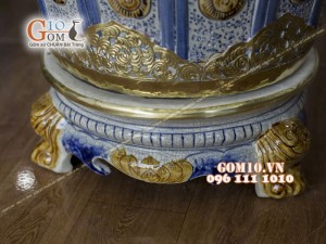 Lọ lộc bình đắp nổi Tứ Cảnh men rạn cổ 1m4 , bọc đồng (Cả chân kê 1m55)