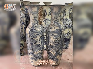 Lọ lộc bình men rạn họa tiết Bích Thu Đồ, cao 1m40