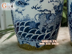 Lọ lộc bình men lam cổ vẽ tứ linh, bọc đồng 60cm