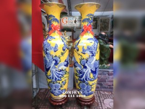 Lọ lộc bình vẽ tùng hạc men vàng bọc đồng 1m6 (cả chân kê 1m75)