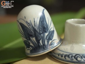 Lọ tăm men rạn cổ họa tiết chuồn khoai