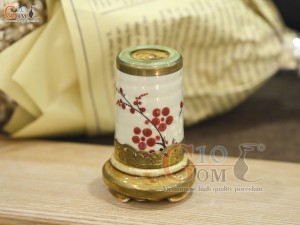 Lọ tăm men vuốt vẽ hoa đào bọc đồng