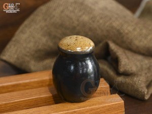 Lọ tiêu men gốm