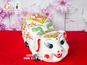 Lợn trắng ngửa mặt gánh chữ