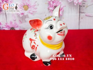 Lợn trắng tai vểnh cổ vàng vẽ Tài Lộc