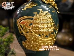 Mai bình  đắp nổi dát vàng Thuận buồm xuôi gió, nền xanh, cao 50cm