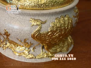 Mai bình Công Đào đắp nổi Dát vàng, nền xanh - cao 67cm (Cả chân kê)