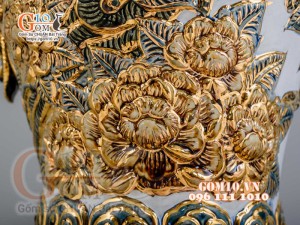 Mai bình Công Đào đắp nổi vẽ vàng 24k, nền trắng - cao 55cm