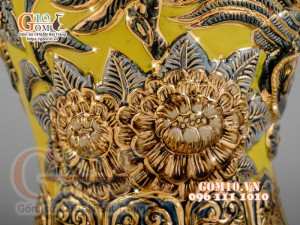 Mai bình Công Đào đắp nổi vẽ vàng 24k, nền vàng - cao 52cm